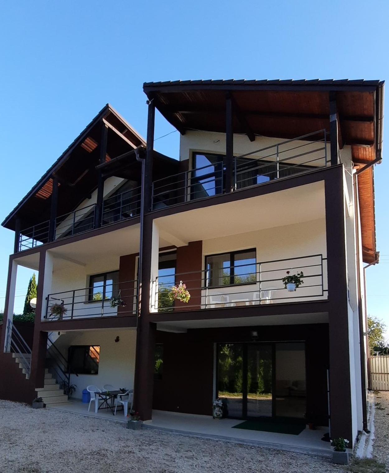 Vila Emma Rîşnov Buitenkant foto