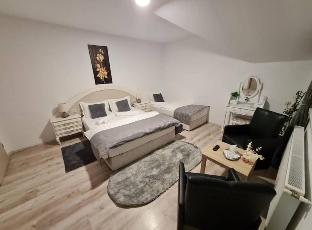 Vila Emma Rîşnov Buitenkant foto